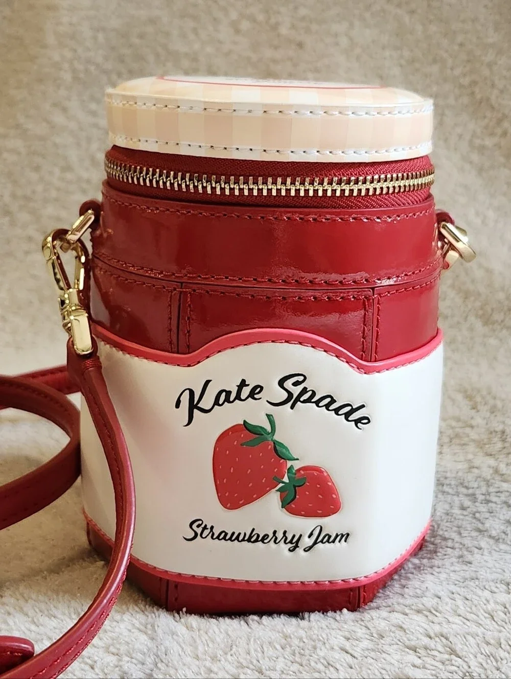 🍓Kate Spade Strawberry Jam Crossbody Bag